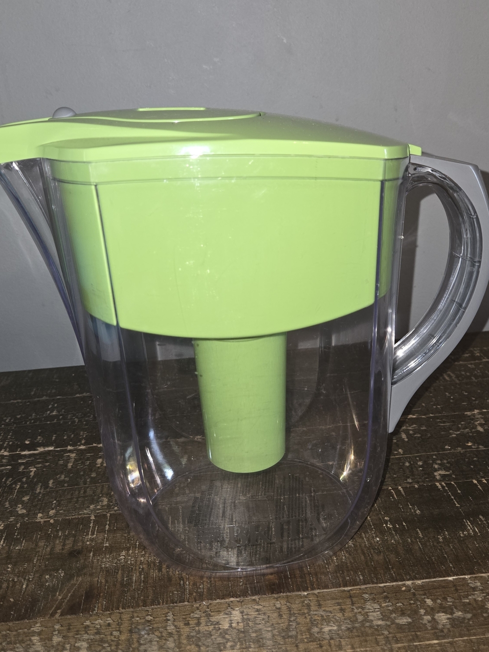 Brita Grand 10-Cup Water Filter Pitcher Lime Green OB36/OB03 Filter Indicator